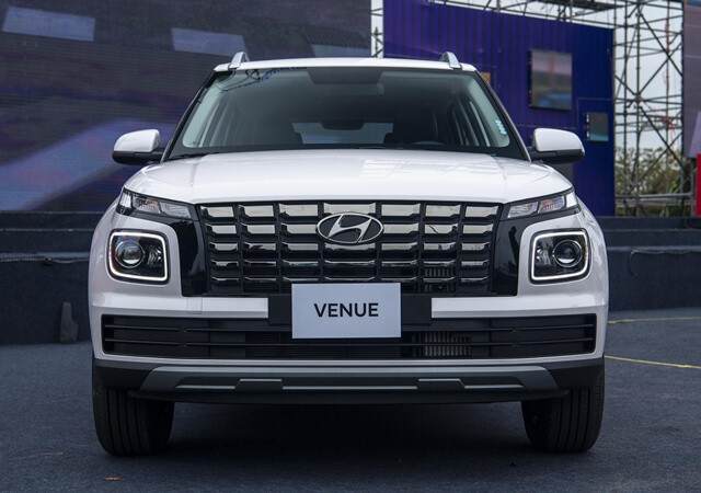 Hyundai-Venue-phan-dau-xe