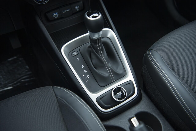 Hyundai-Venue-trung-tam-dieu-khien