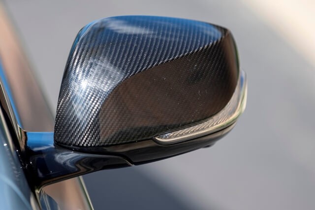 Infiniti-Q50-2022-guong-chieu-hau