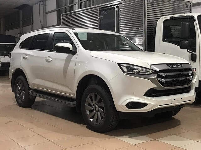Isuzu-Mu-X-2023