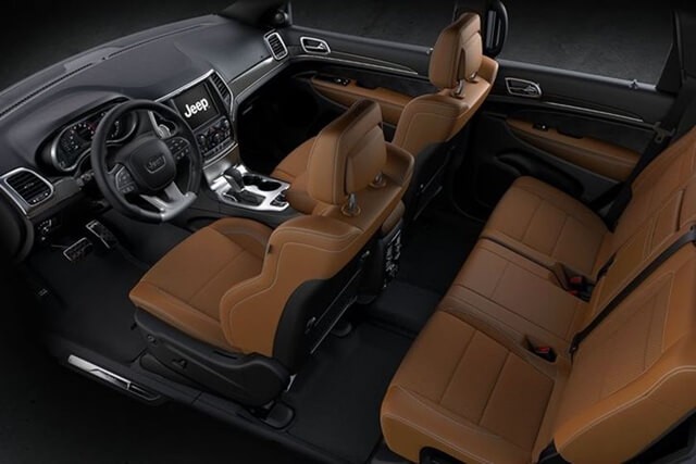 Jeep-Grand-Cherokee-SRT-tong-the-khoang-noi-that