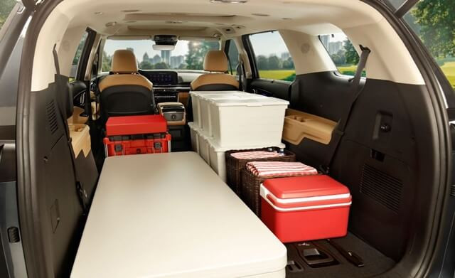 Kia-Carnival-2024-khoang-hanh-ly