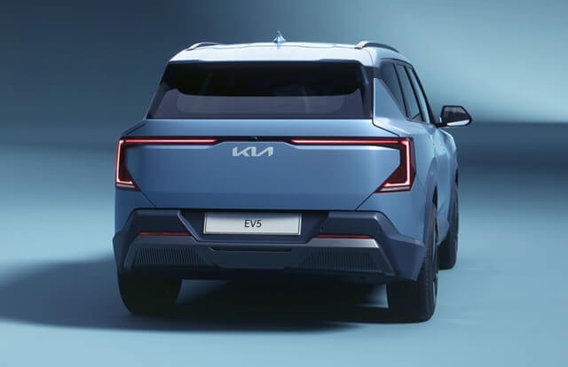 Kia-EV5-duoi-xe
