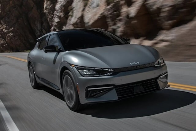 Kia-EV6-van-hanh