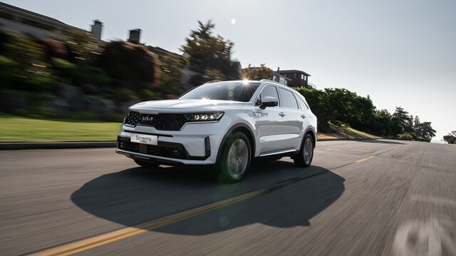 Kia-Sorento-hybrid-van-hanh