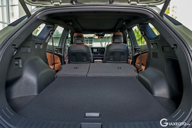 Kia-Sportage-2023-khoang-hanh-ly