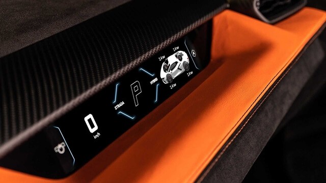 Lamborghini-Revuelto-man-hinh-ghe-phu