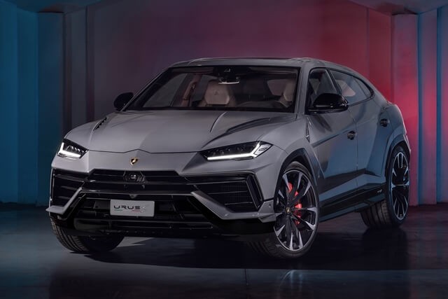 Chi tiết Lamborghini Urus 2023 kèm giá bán (05/2023)