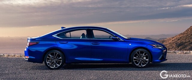 Lexus-ES250-F-Sport-gia-xe