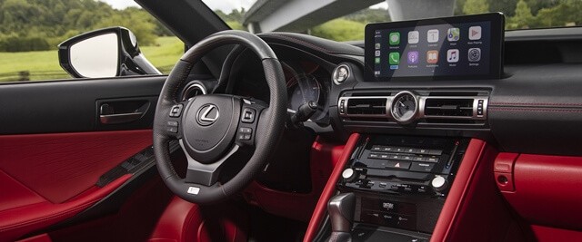 Lexus-IS300-F-Sport-noi-that-khoang-lai