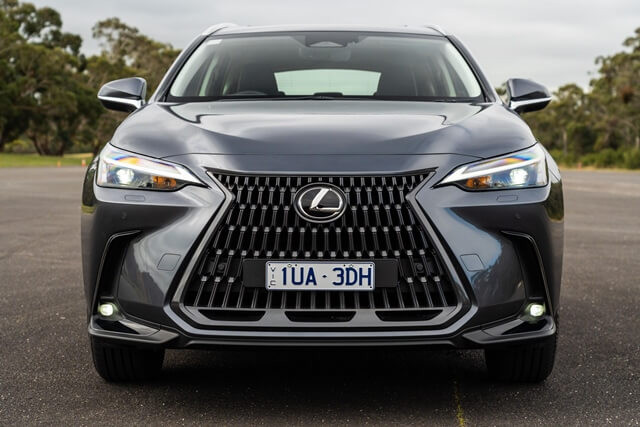 Lexus-NX-250-dau-xe