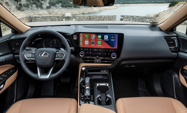 Lexus-NX350h-khoang-lai