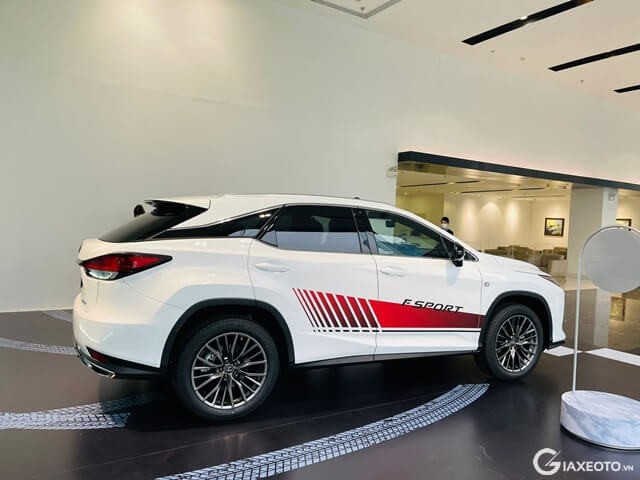 Lexus-RX300-F-Sport-than-xe