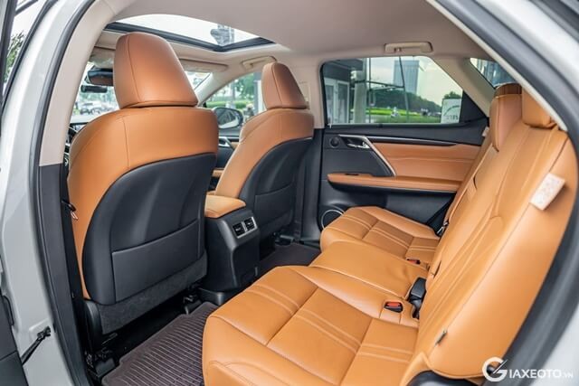 Lexus-RX350L-2021-khoang-hanh-khach