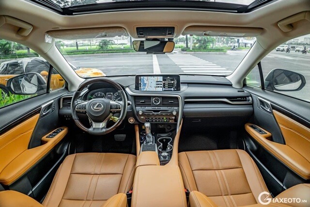 Lexus-RX350L-2021-khoang-lai