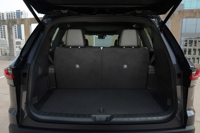 Lexus-TX-khoang-hanh-ly