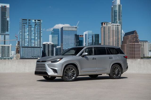 Lexus-TX-ngoai-that-mau-bac