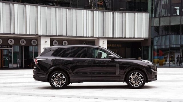 Lynk-Co-09-than-xe