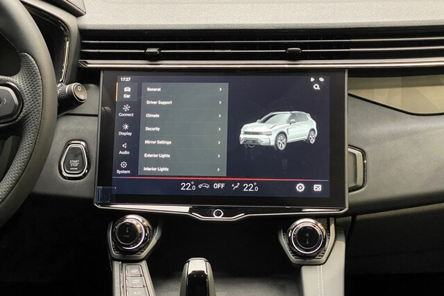 Lynk-co-01-man-hinh-giai-tri