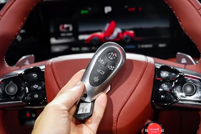 MG-Cyberster-chia-khoa