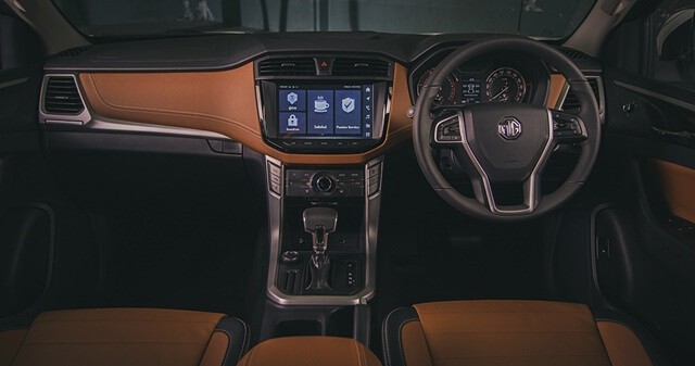 MG-Extender-khoang-lai