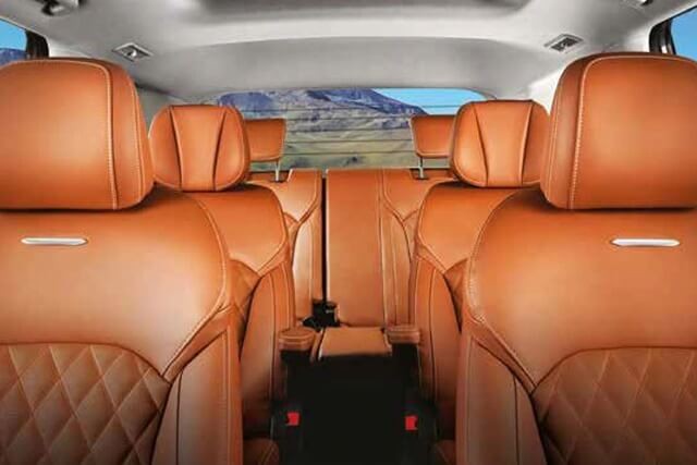 MG-Gloster-khoang-hanh-khach