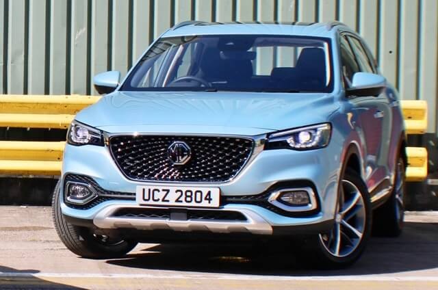 MG-HS-Plug-in-phan-dau-xe