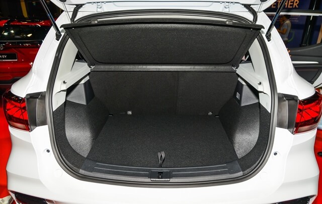 MG-ZS-EV-khoang-hanh-ly