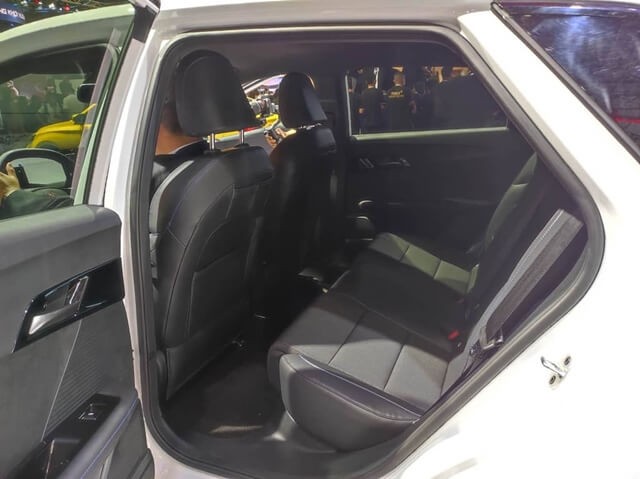 MG4-EV-khoang-hanh-khach