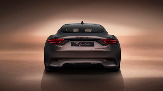 Maserati-Granturismo-duoi-xe
