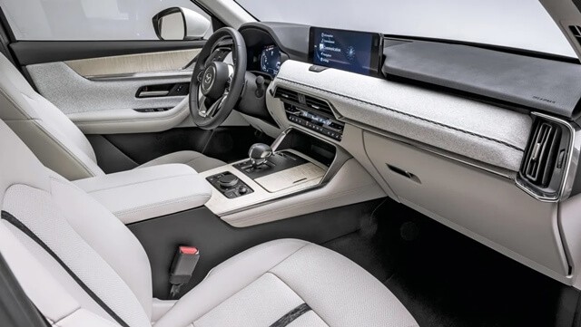 Mazda-CX-60-khoang-lai