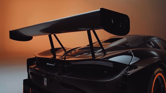 Mclaren-720S-GT3X-canh-gio