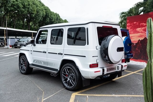 Mercedes-AMG-G63-Edition-55-phan-hong-xe