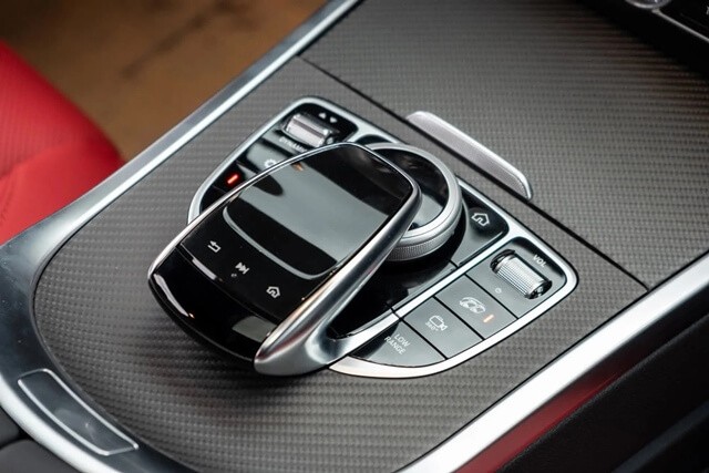 Mercedes-AMG-G63-Edition-55-trung-tam-dieu-khien