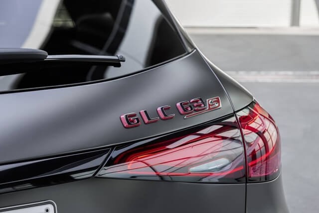 Mercedes-AMG-GLC-63-huy-hieu