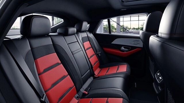 Mercedes-AMG-GLE-53-Coupe-khoang-hanh-khach