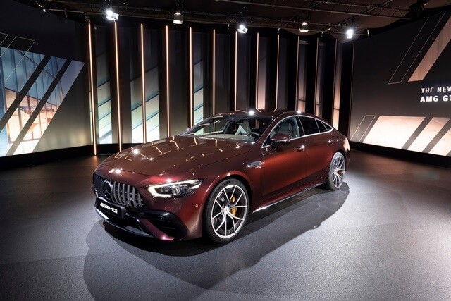 Mercedes-AMG-GT53-2022