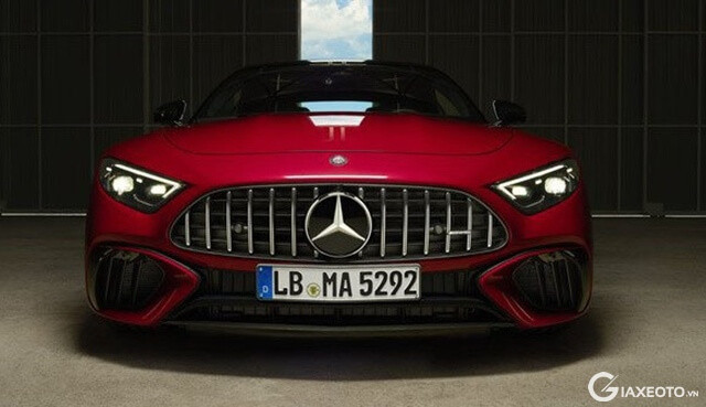 Mercedes-AMG-SL-43-dau-xe