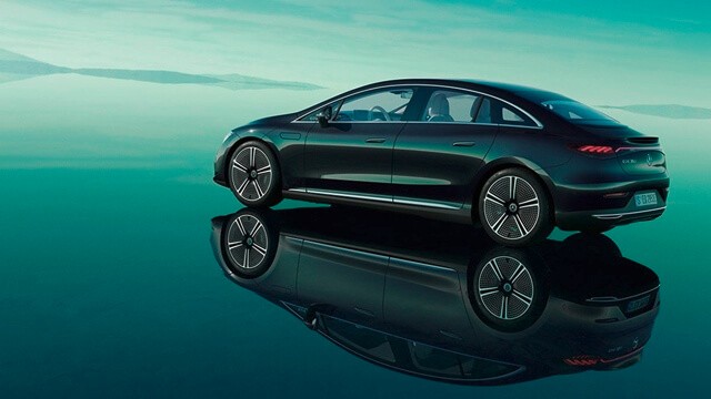 Mercedes-Benz-EQE-2022-phan-than-xe