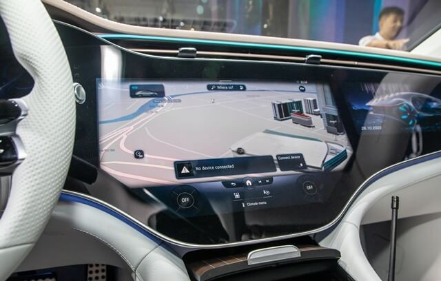 Mercedes-Benz-EQS-580-4Matic-man-hinh-giai-tri