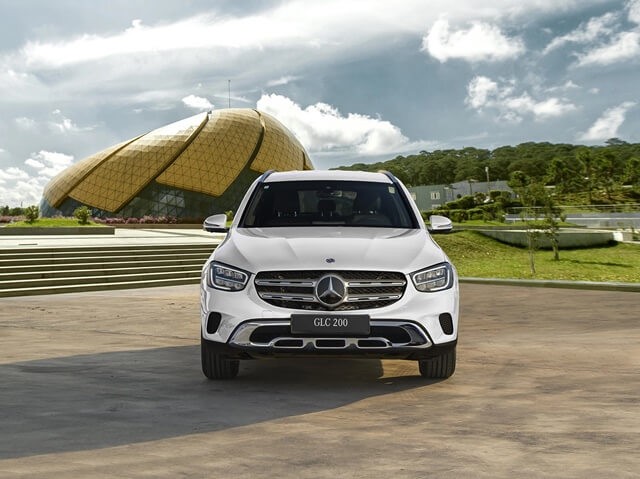 Mercedes-Benz-GLC-200-dau-xe