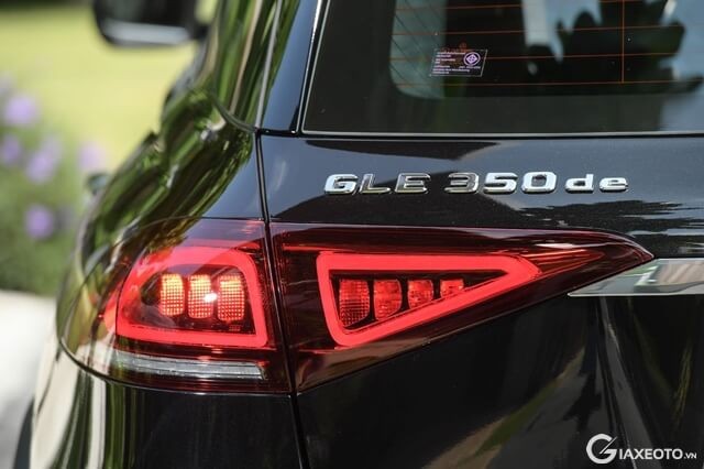 Mercedes-Benz-GLE-350-de-den-hau