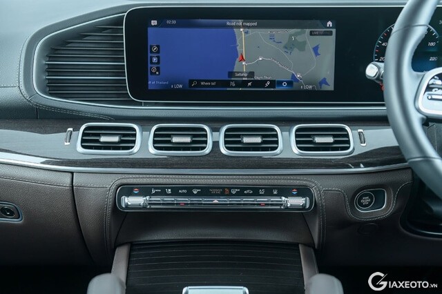 Mercedes-Benz-GLE-350-de-man-hinh-thong-tin-giai-tri