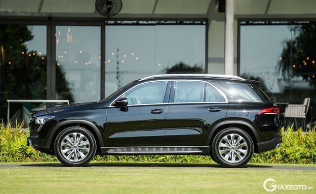 Mercedes-Benz-GLE-350-de-phan-than-xe