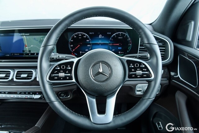 Mercedes-Benz-GLE-350-de-vo-lang