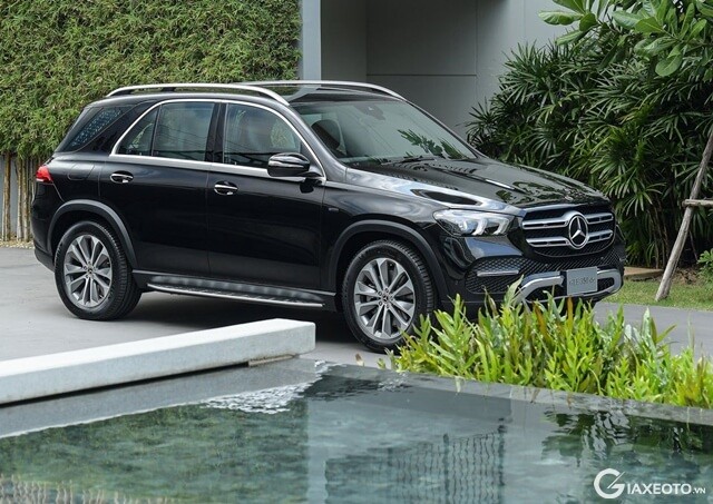 Mercedes-Benz-GLE-350-de