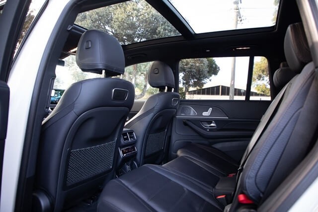 Mercedes-Benz-GLS-400D-2021-hang-ghe-thu-2