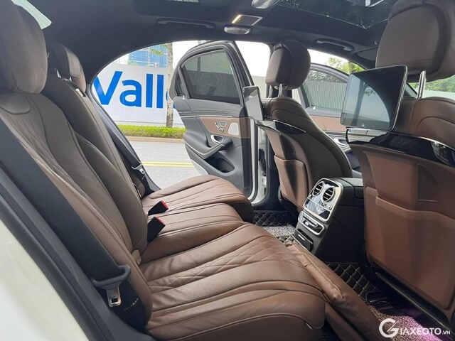 Mercedes-Benz-S450-4-Matic-2020-ghe-ngoi-khoang-hanh-khach