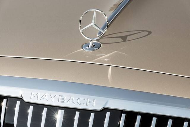 Mercedes-Maybach-S580-4Matic-2021-logo