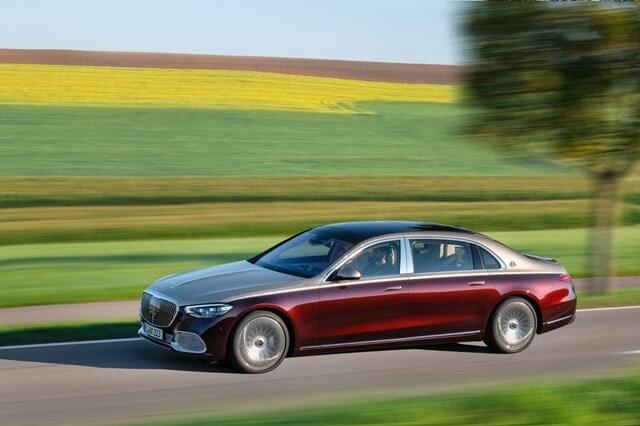 Mercedes-Maybach-S580-4Matic-2021-than-xe